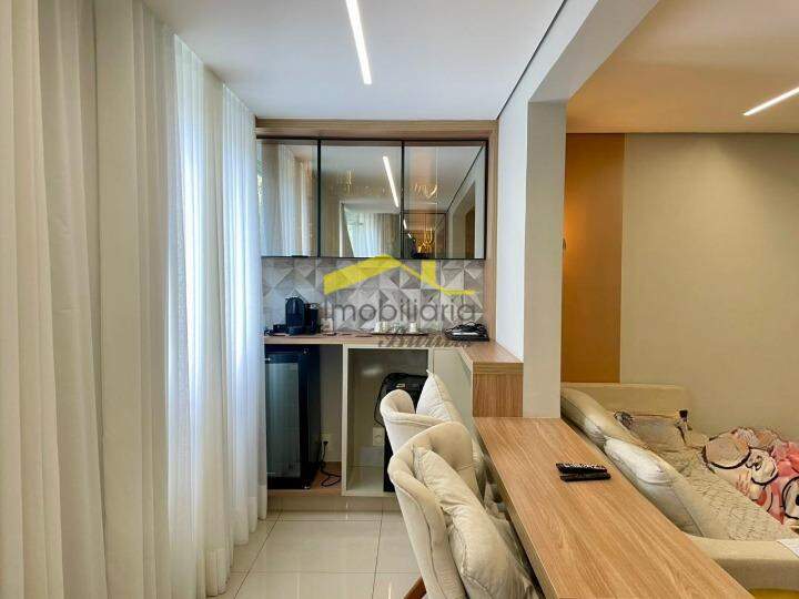 Apartamento com área privativa à venda no Estoril: 