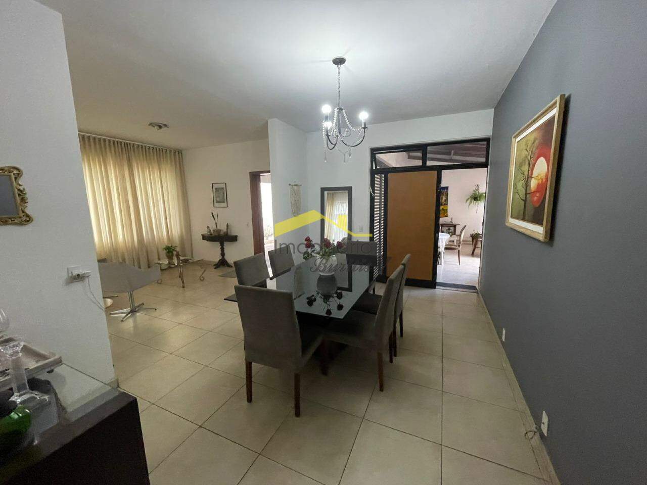 Casa à venda no Betânia: 