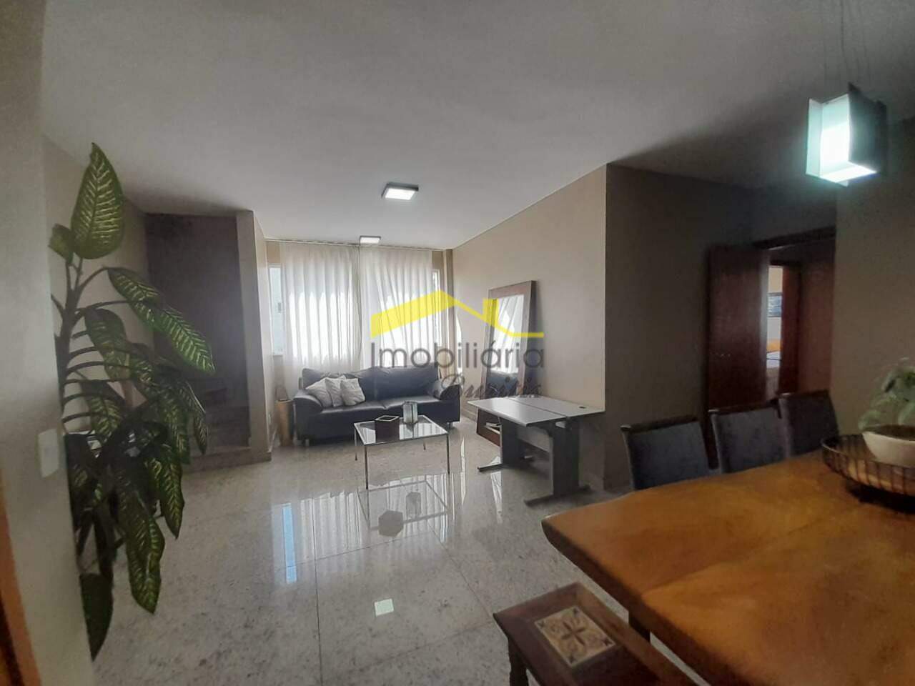 Cobertura à venda no Buritis: 