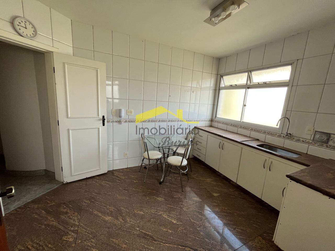 Cobertura à venda no Buritis: 