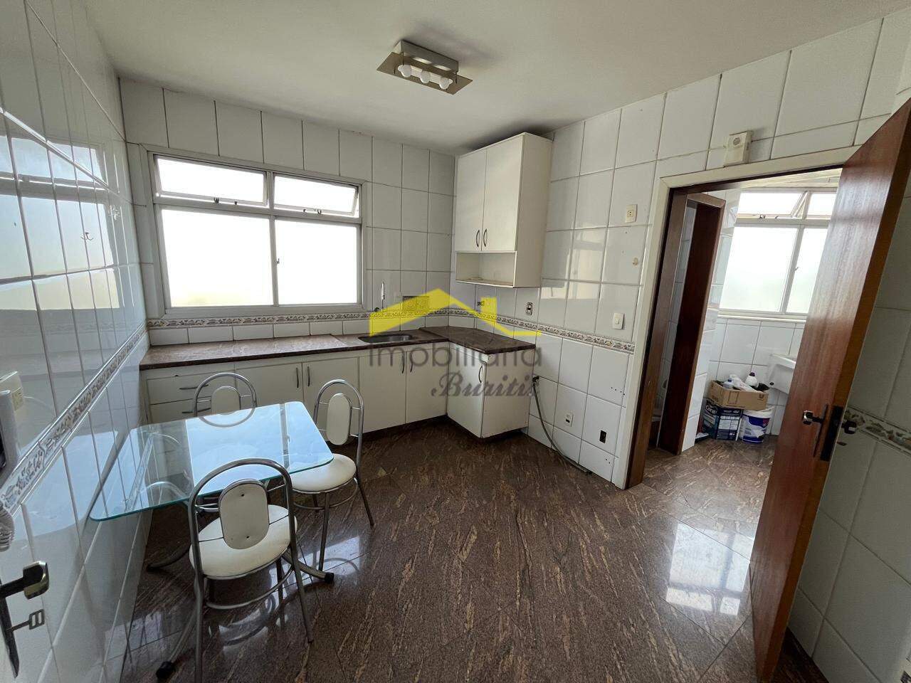 Cobertura à venda no Buritis: 