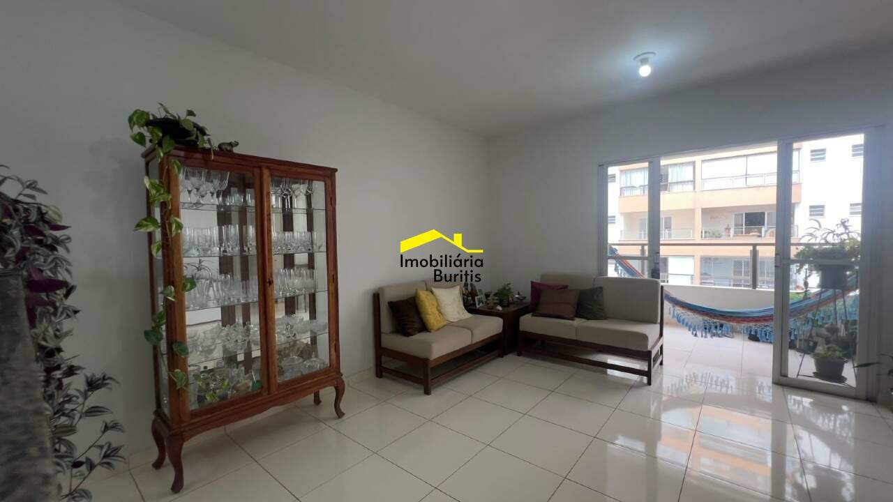Apartamento à venda no Buritis: 