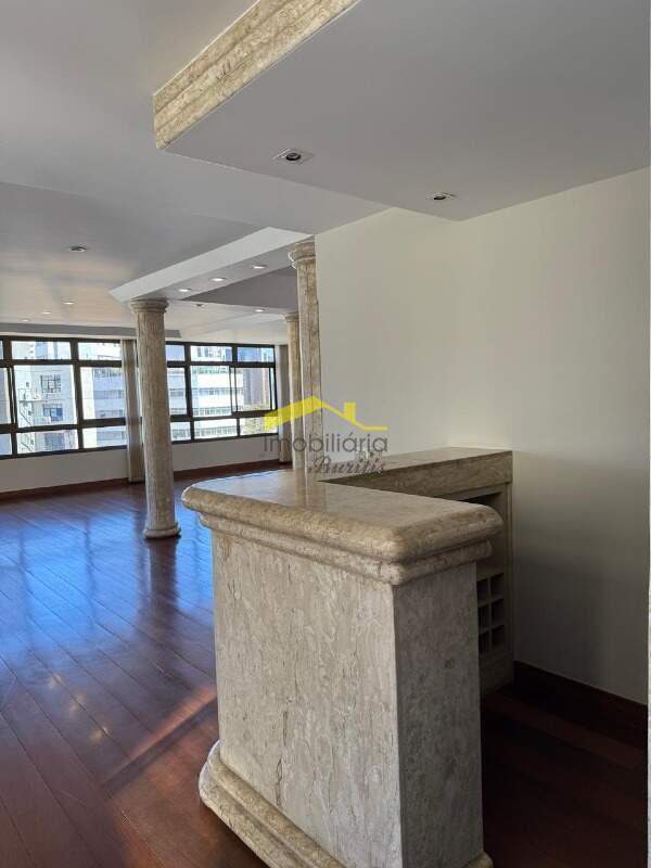 Apartamento à venda no Santo Agostinho: 