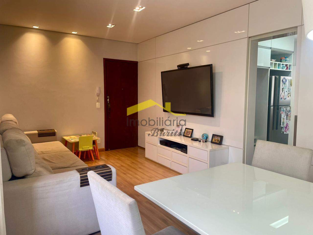 Apartamento para aluguel no Buritis: 