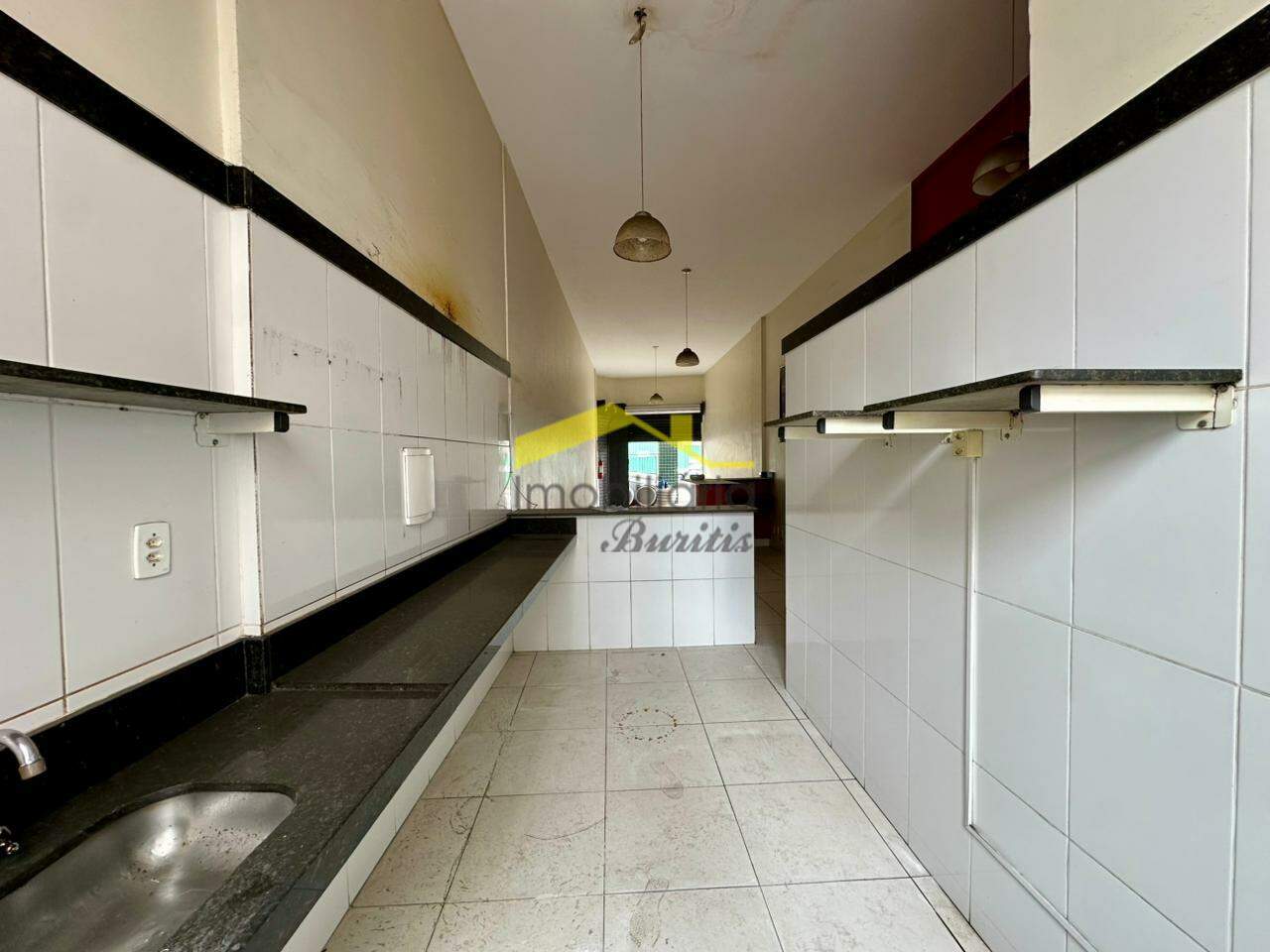 Loja para aluguel no Estoril: 