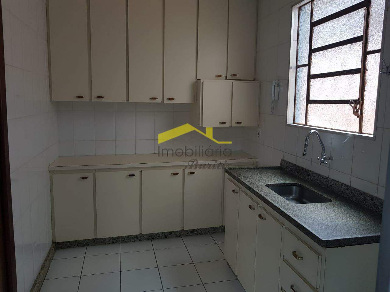 Casa à venda no Cinqüentenário: 