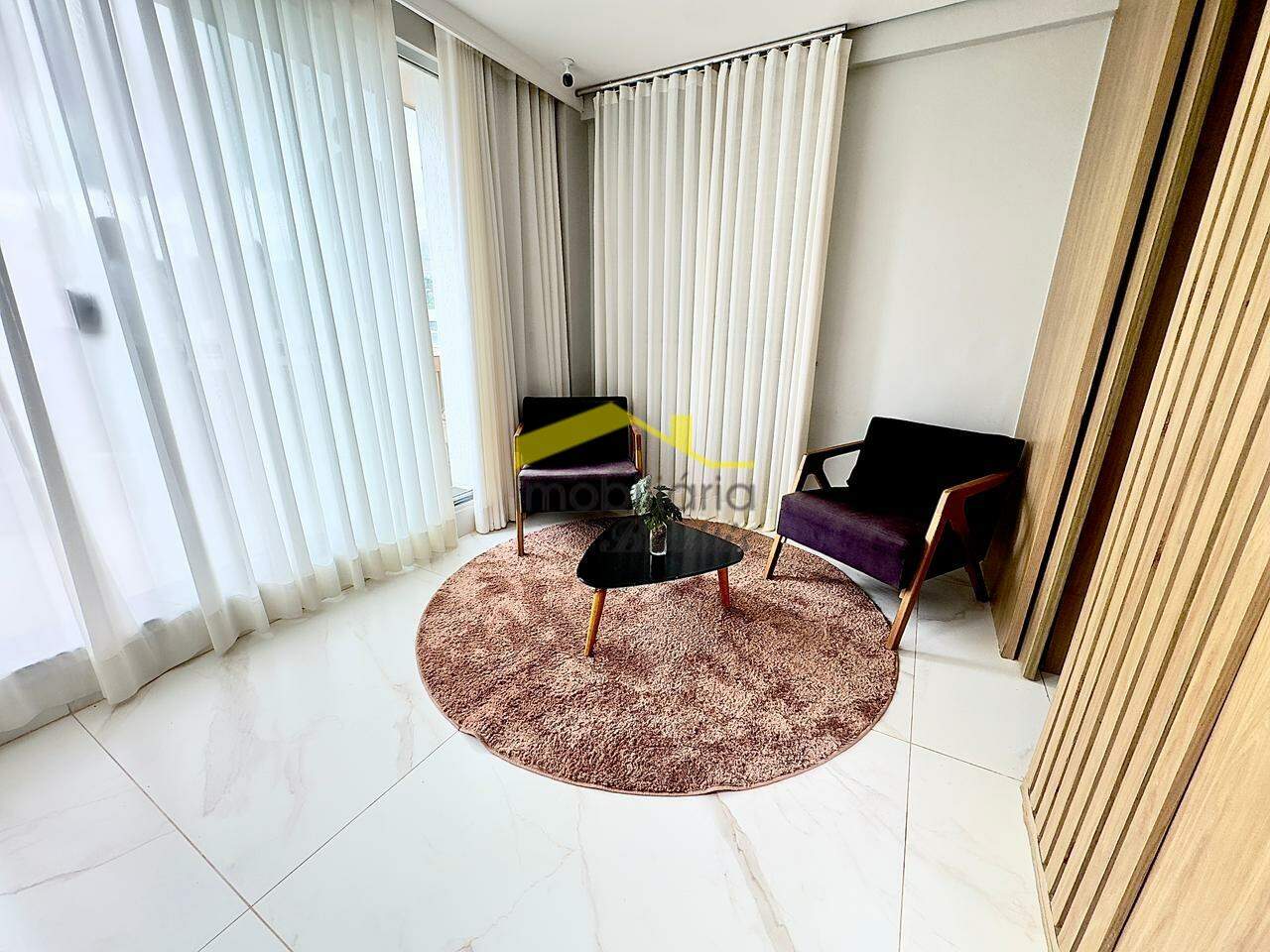 Cobertura para aluguel no Buritis: 