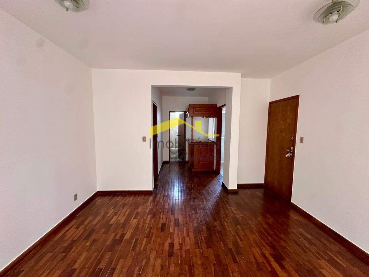 Apartamento à venda no Estoril: 