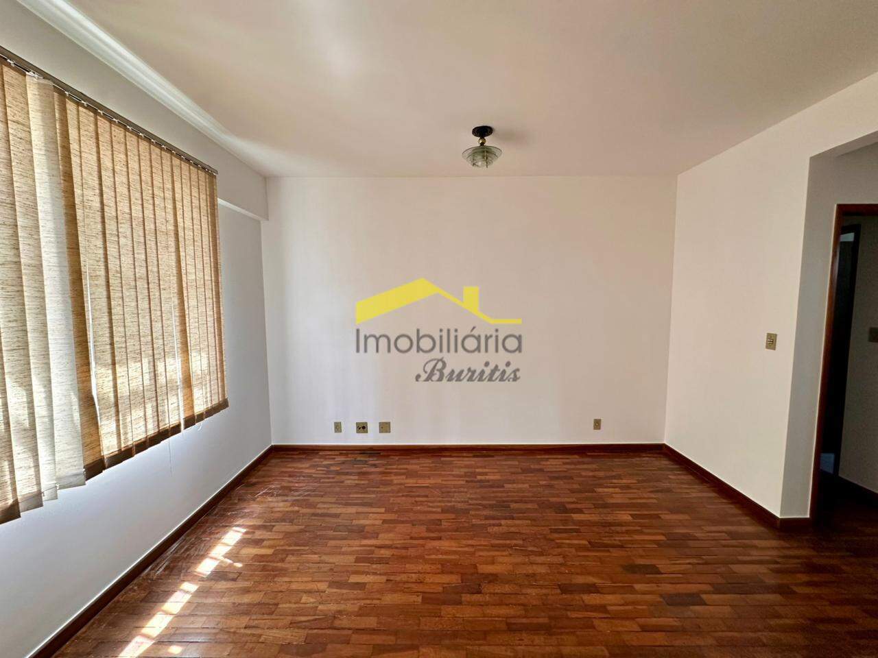 Apartamento à venda no Estoril: 