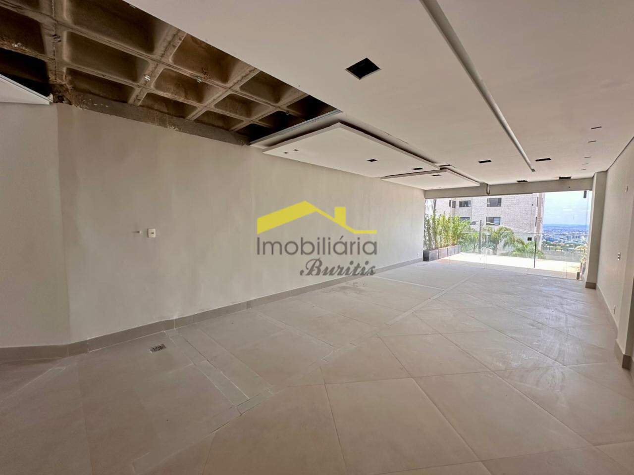 Loja para aluguel no Belvedere: 