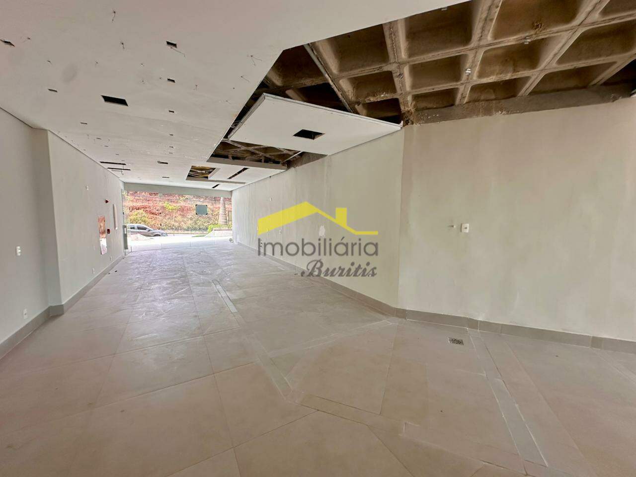 Loja para aluguel no Belvedere: 