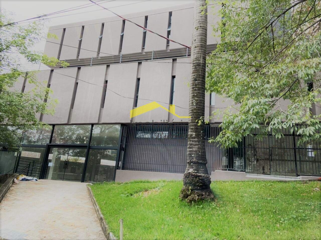 Prédio Comercial à venda no Floresta: 