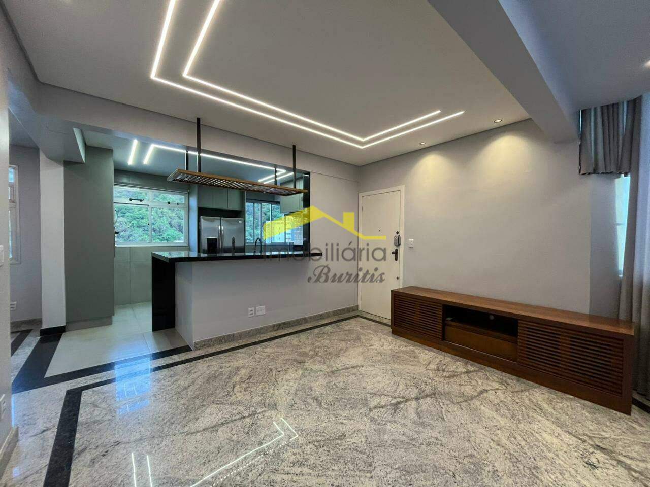 Cobertura à venda no Buritis: 