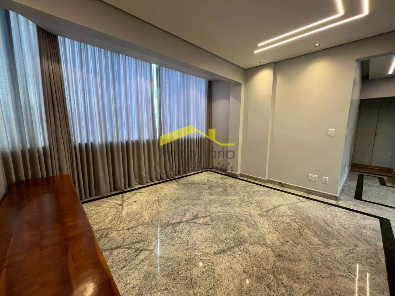 Cobertura à venda no Buritis: 