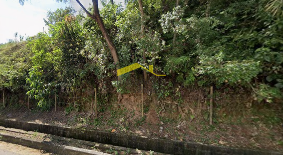 Lote à venda no Estoril: 