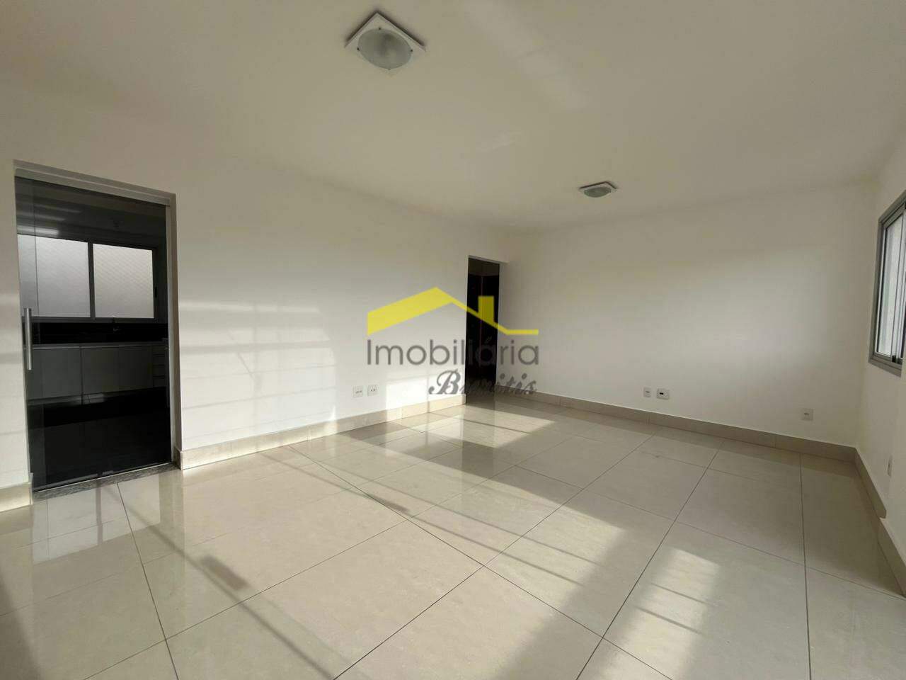 Apartamento à venda no Buritis: Sala 