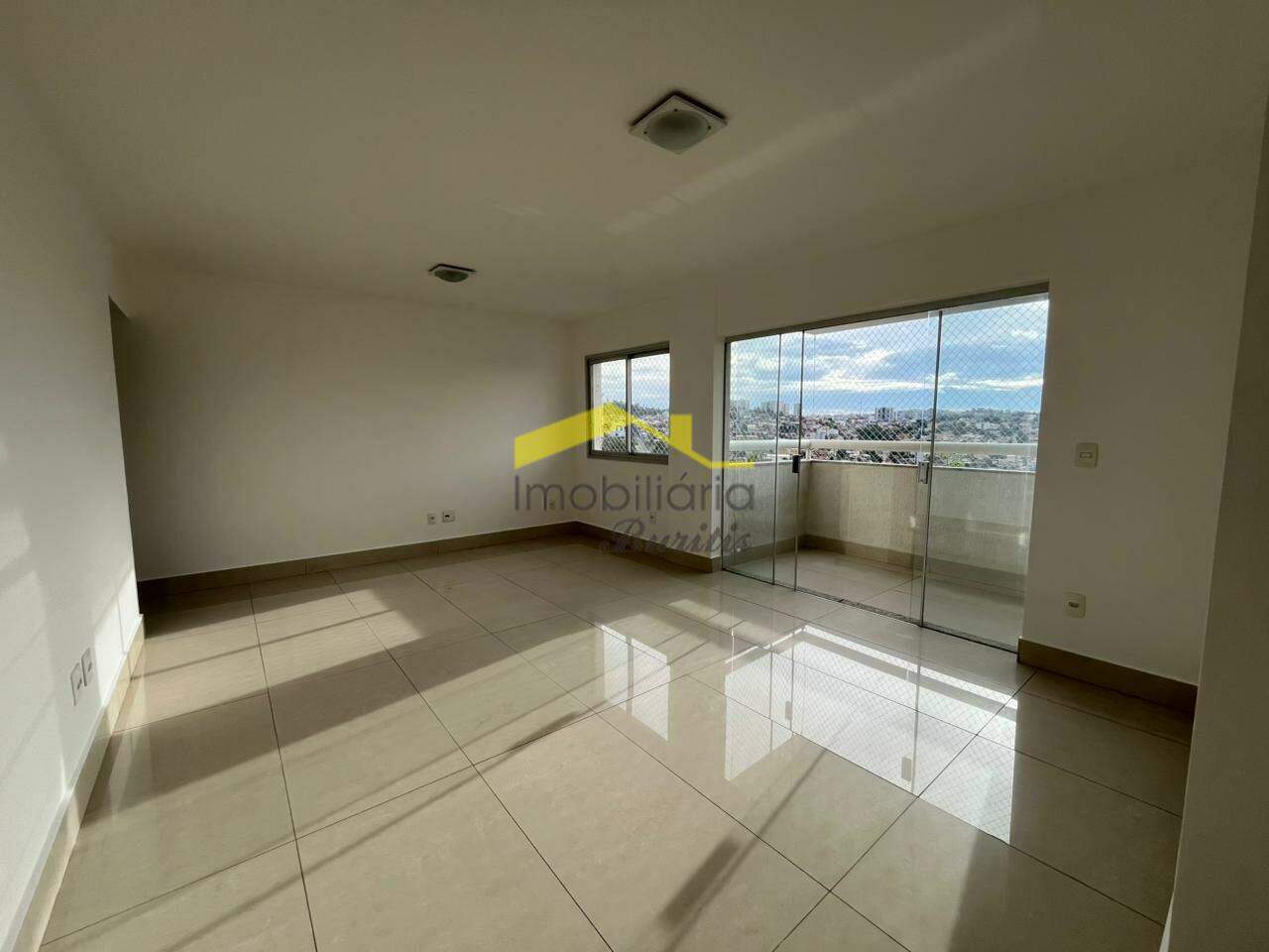 Apartamento à venda no Buritis: Sala 