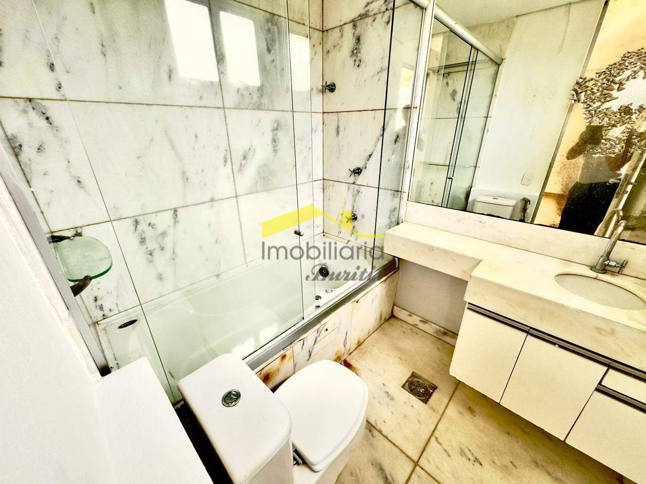 Cobertura à venda no Buritis: 