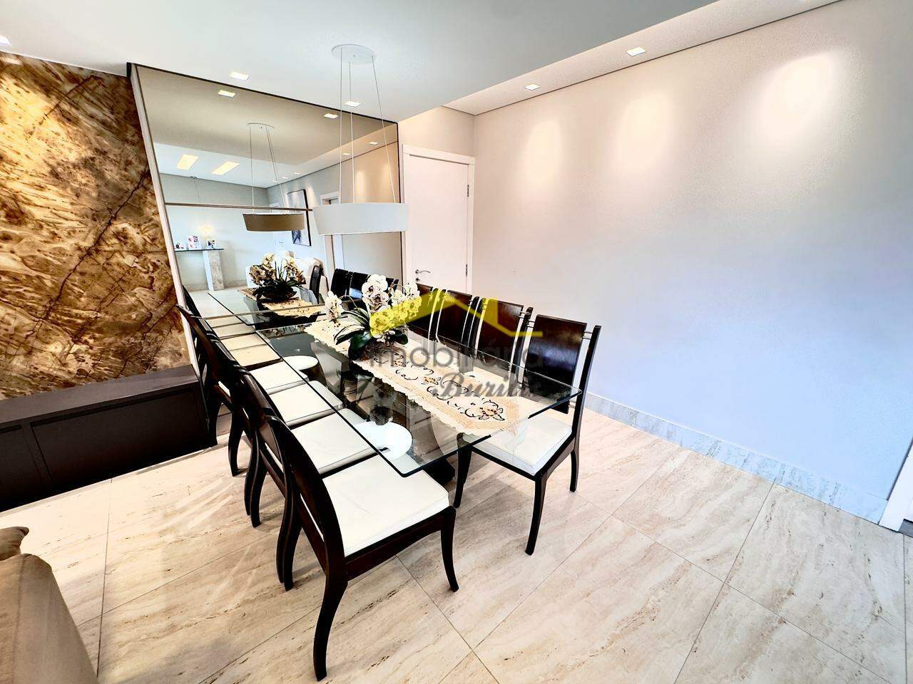 Apartamento à venda no Estoril: 