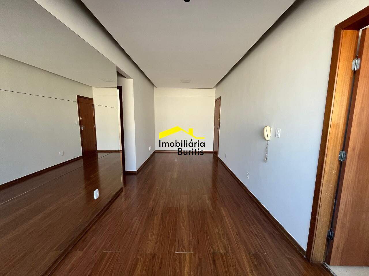 Apartamento à venda no Buritis: Sala