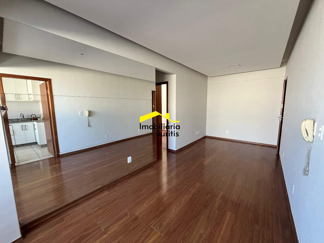 Apartamento à venda no Buritis: Sala