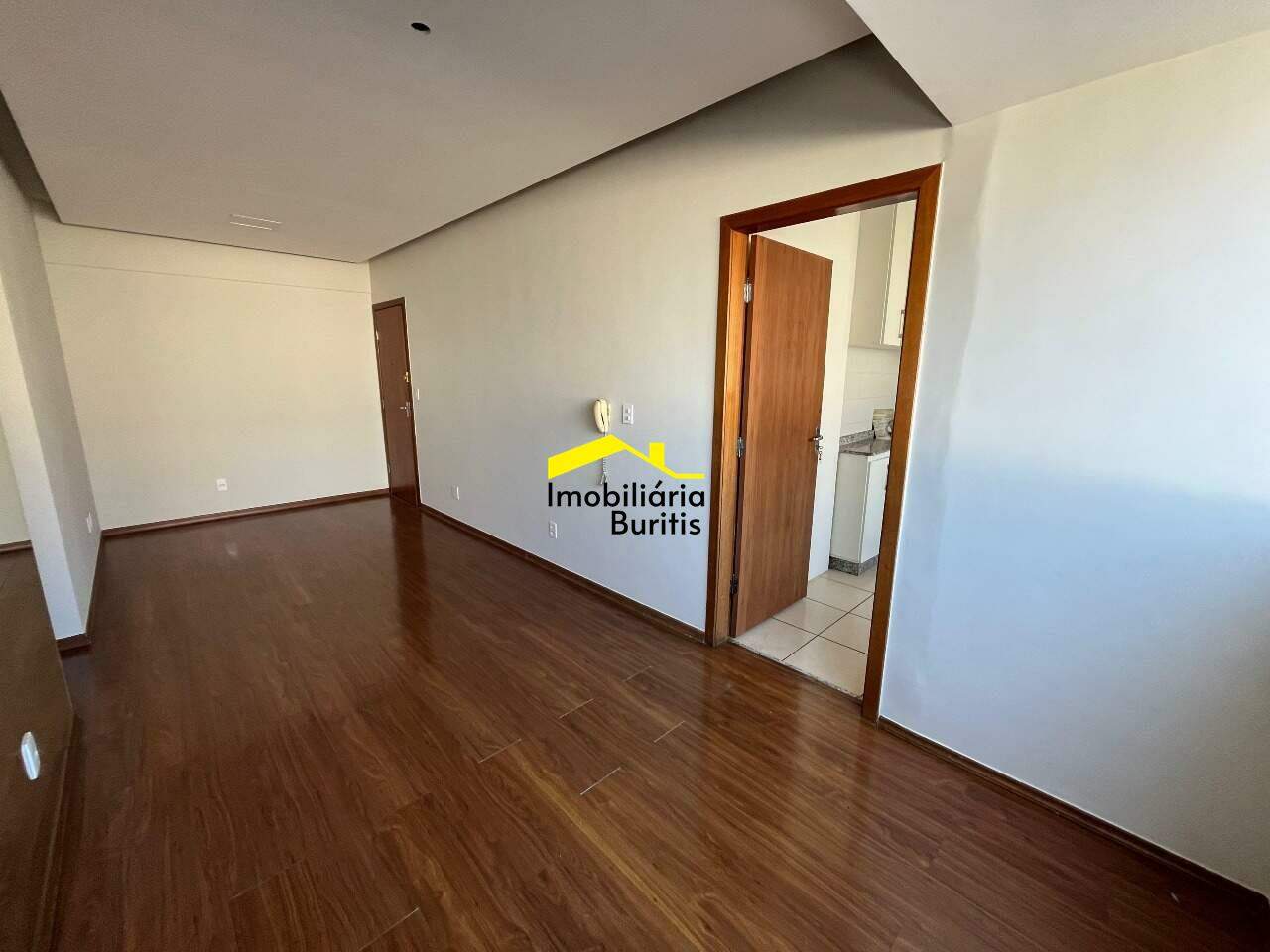 Apartamento à venda no Buritis: Sala