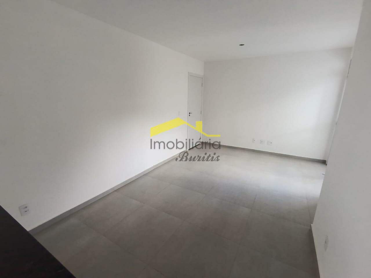 Apartamento para aluguel no Buritis: 