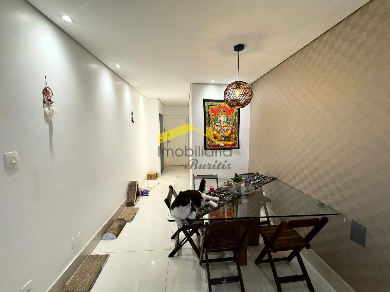 Apartamento à venda no Buritis: 