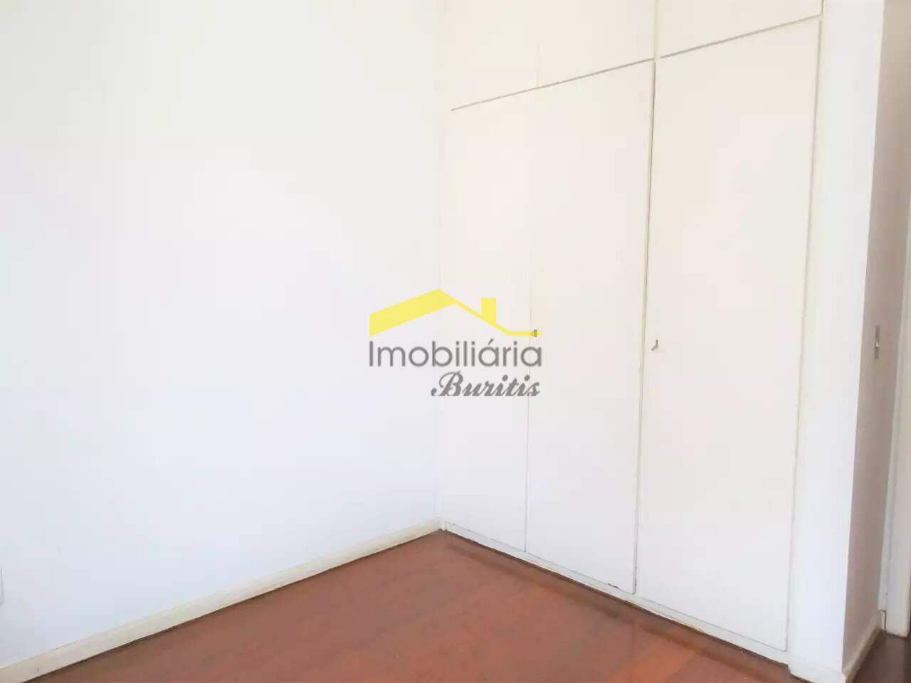 Apartamento à venda no Buritis: 