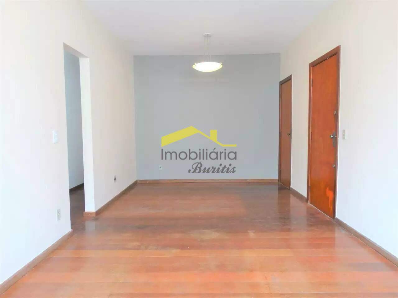 Apartamento à venda no Buritis: 