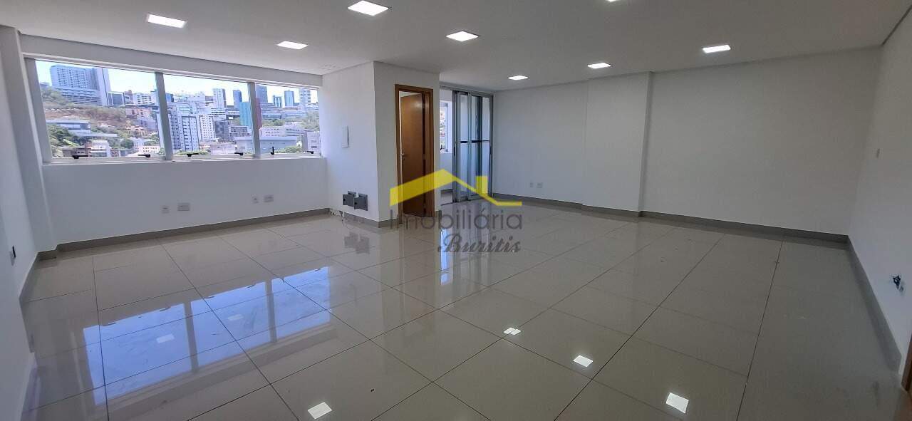 Sala à venda no Buritis: 