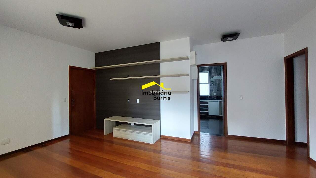 Apartamento à venda no Buritis: 