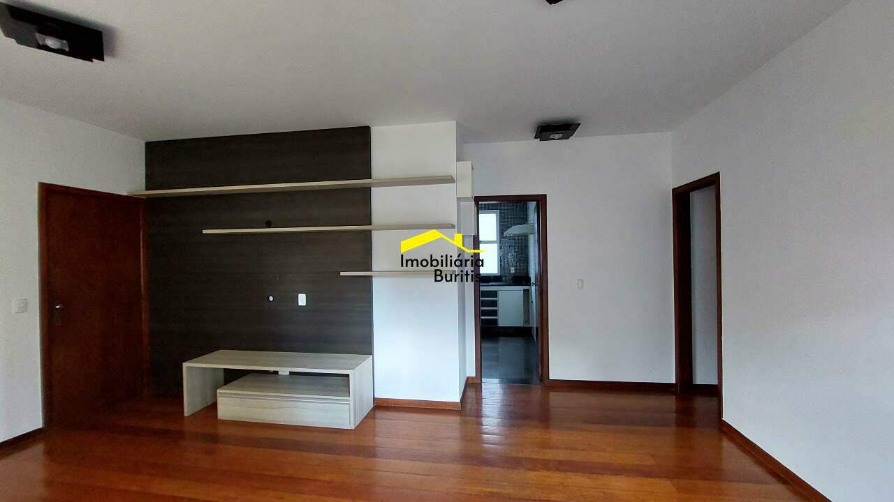 Apartamento à venda no Buritis: 