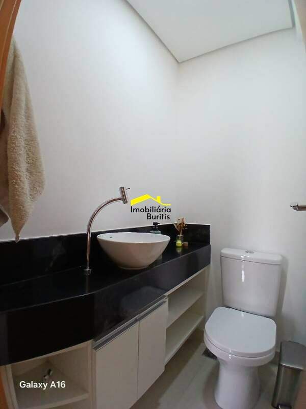 Apartamento à venda no Prado: Lavabo