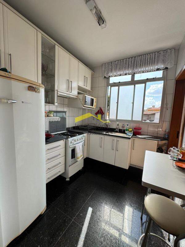 Cobertura à venda no Nova Suíssa: 