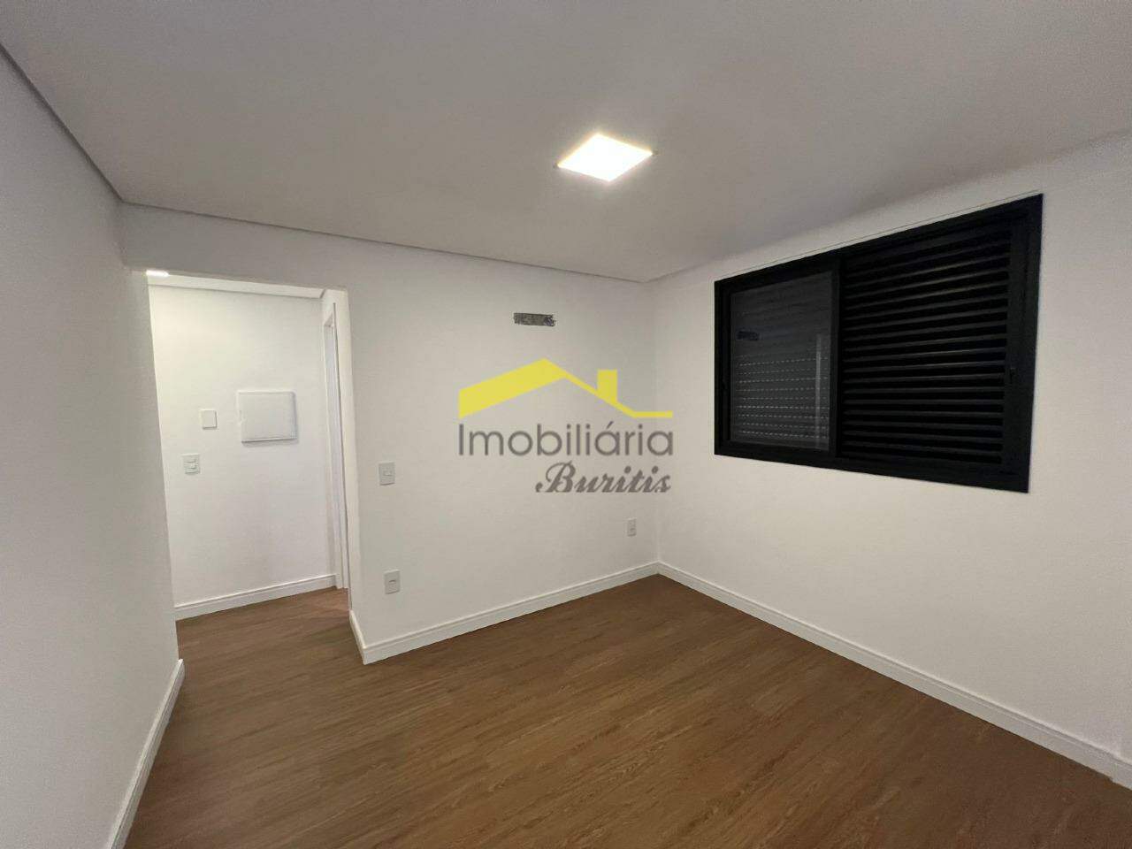 Cobertura à venda no Buritis: 