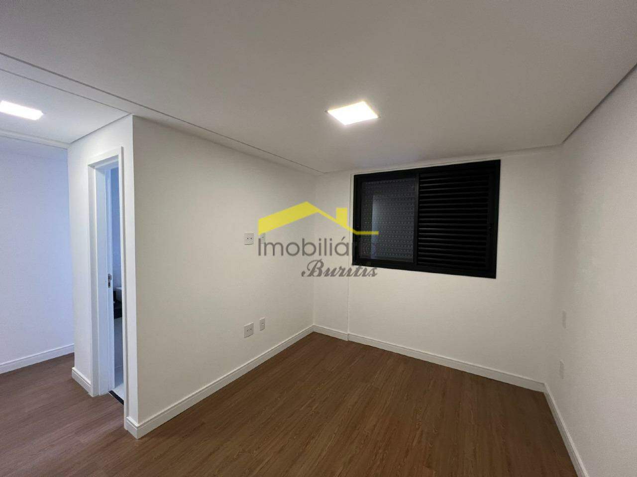 Cobertura à venda no Buritis: 