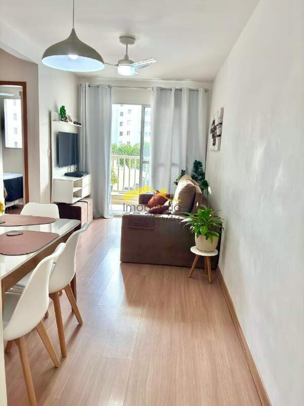 Apartamento à venda no Cinqüentenário: 