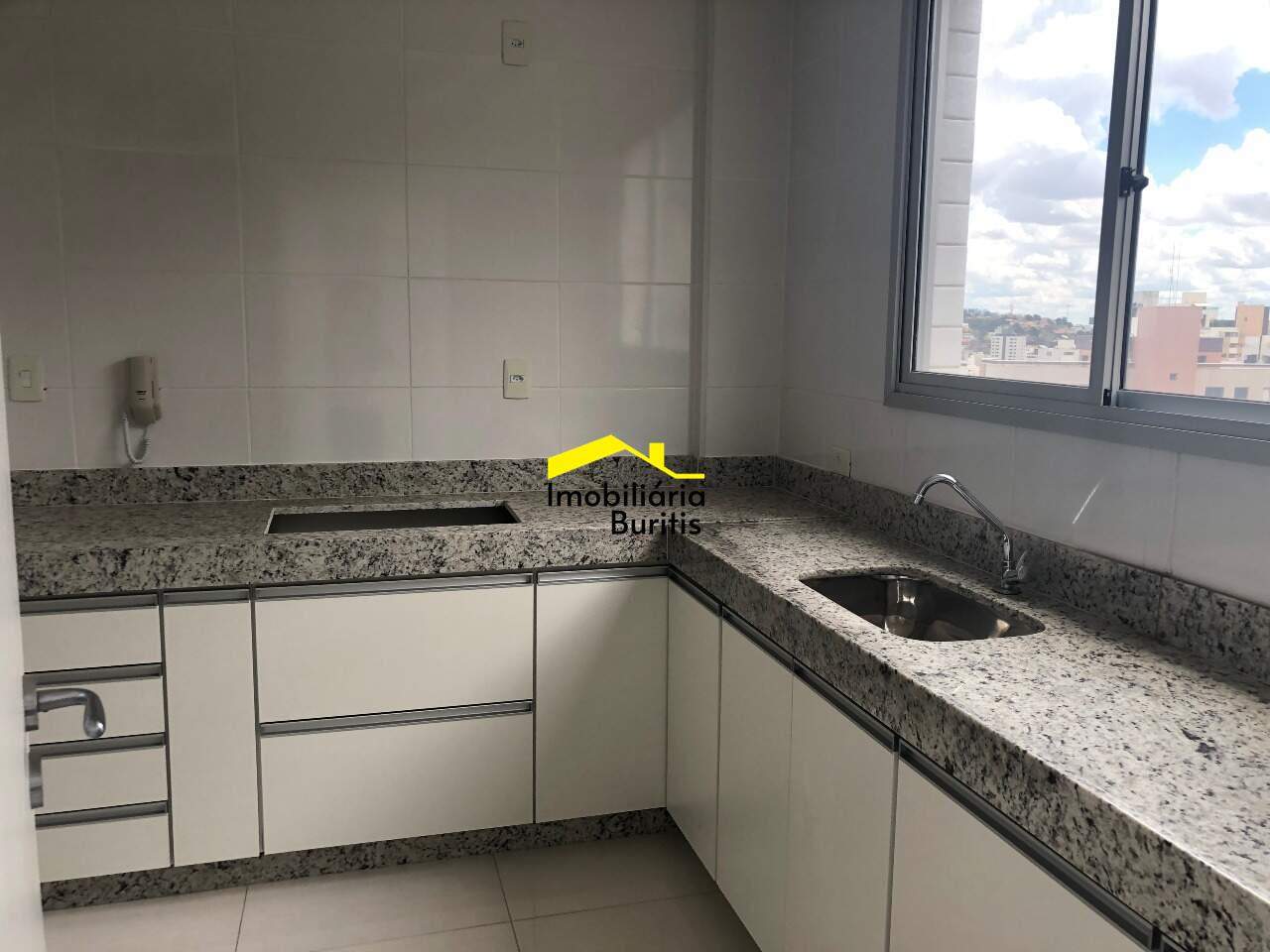 Apartamento à venda no Buritis: 