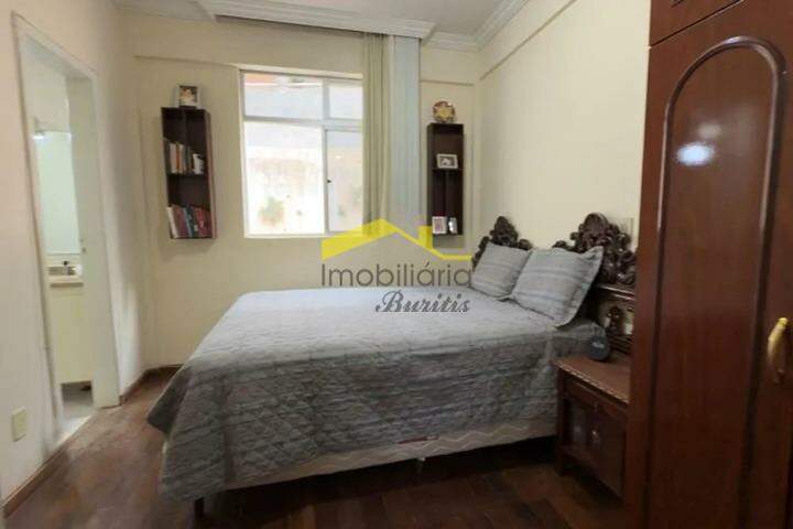 Apartamento à venda no Buritis: 