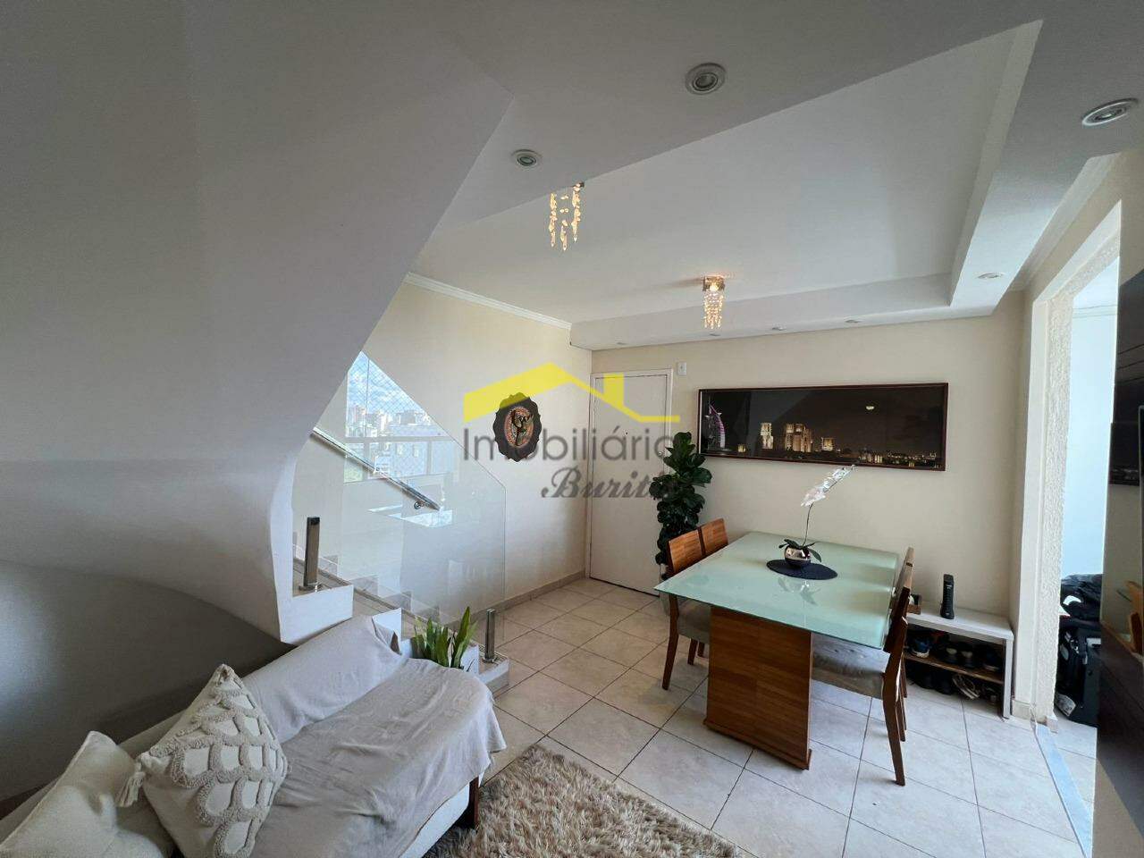 Cobertura para aluguel no Buritis: 