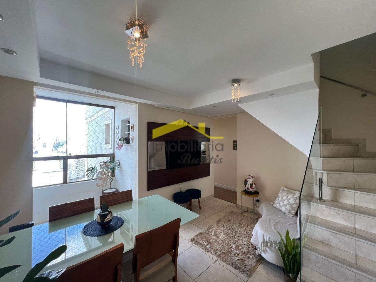 Cobertura para aluguel no Buritis: 