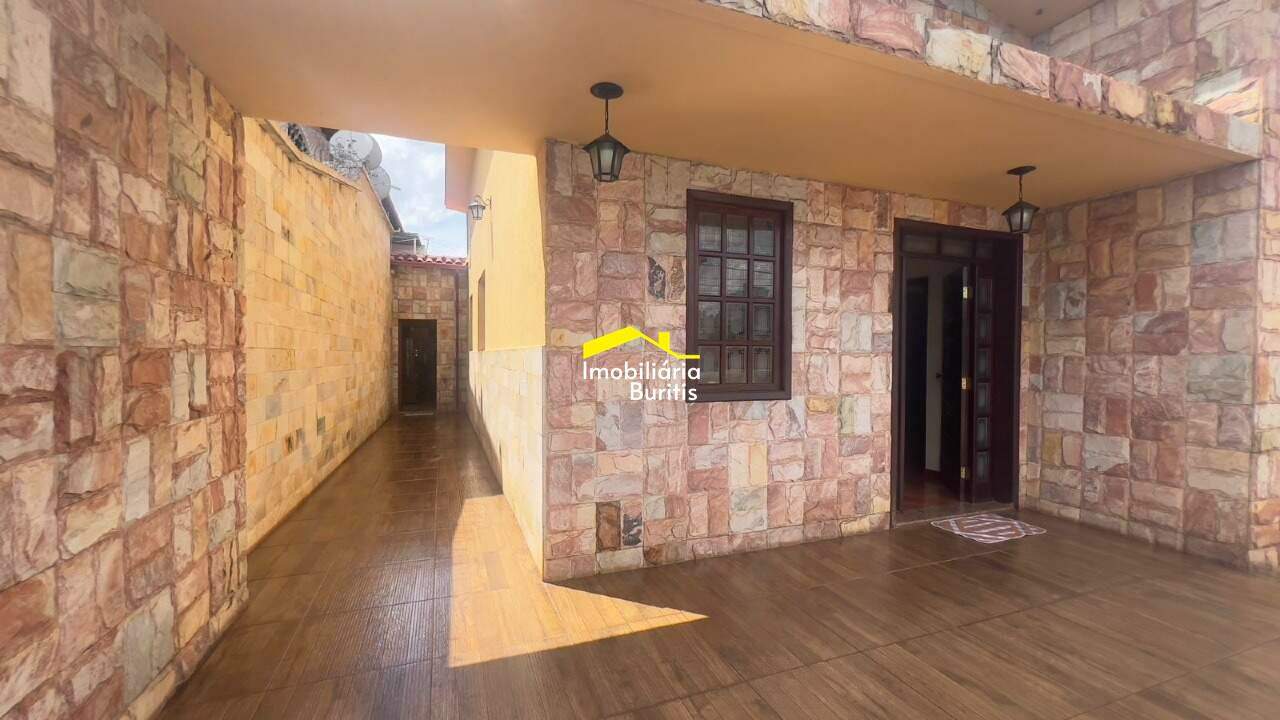 Casa à venda no Salgado Filho: 