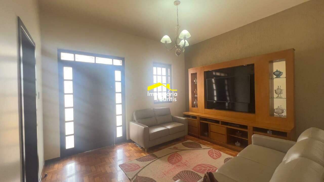 Casa à venda no Salgado Filho: 