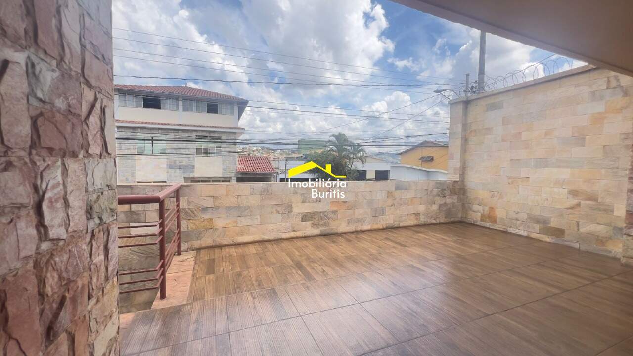 Casa à venda no Salgado Filho: 