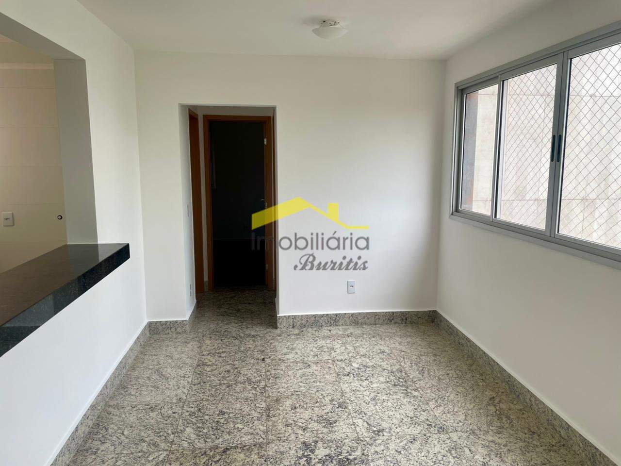 Apartamento para aluguel no Buritis: 
