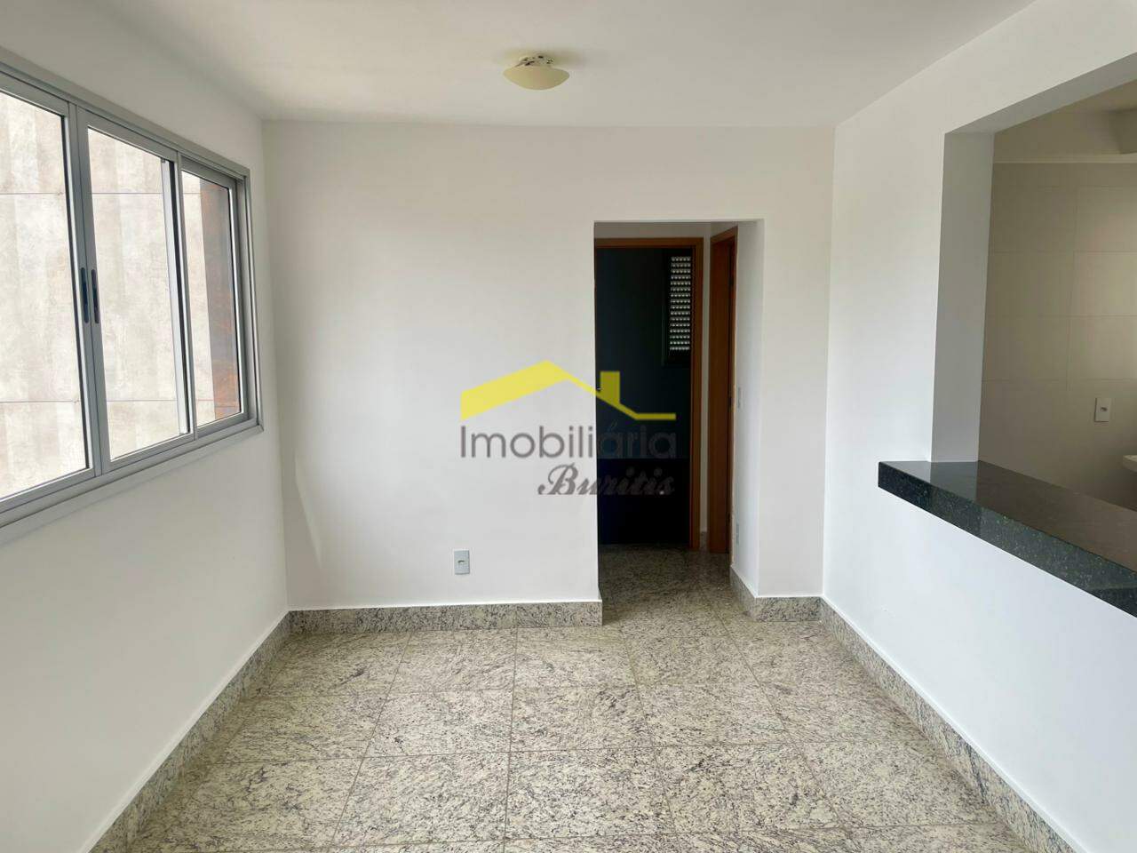 Apartamento para aluguel no Buritis: 