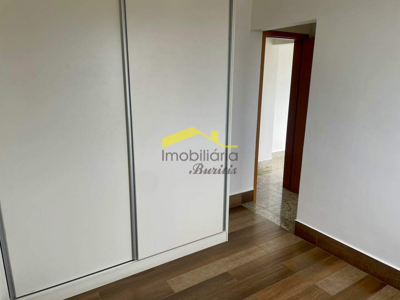 Apartamento para aluguel no Buritis: 