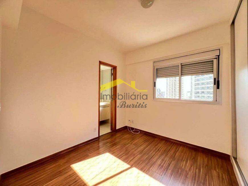 Apartamento à venda no Vila da Serra: 