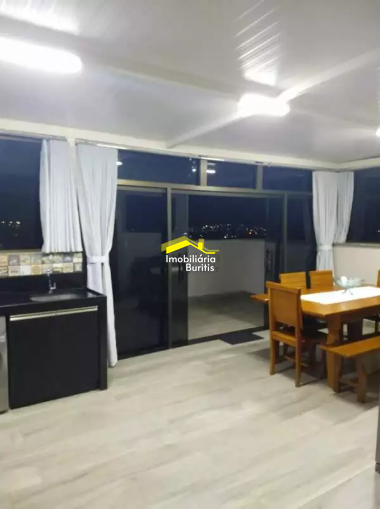 Cobertura à venda no Cinqüentenário: 